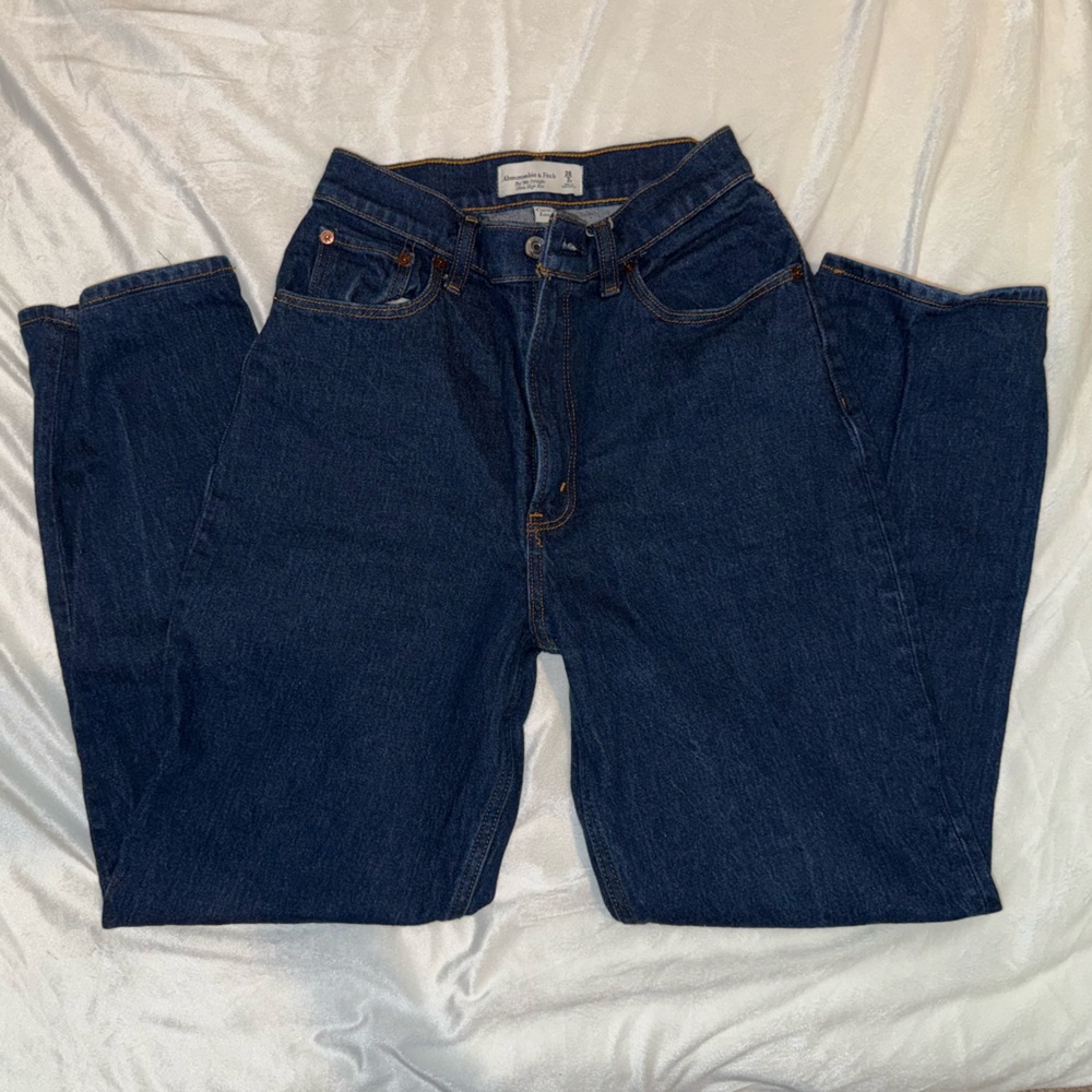 Abercombie Curve Love The 90s Straight Ultra High Rise Jeans